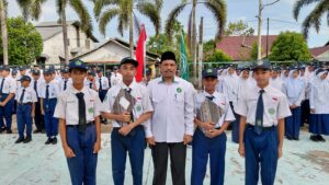Read more about the article Pelantikan Anggota OSIM MTsN 1 Ketapang masa bakti 2025-2026