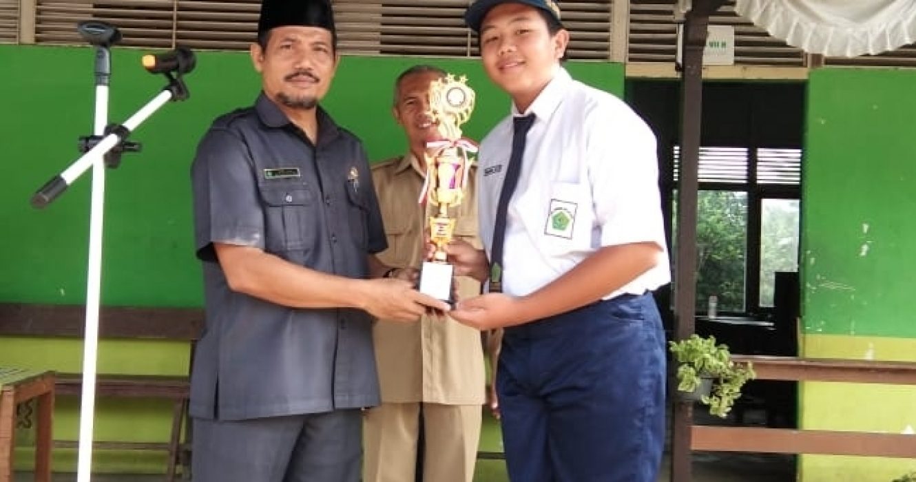 Prestasi_siswa_mtsn_1_ktp